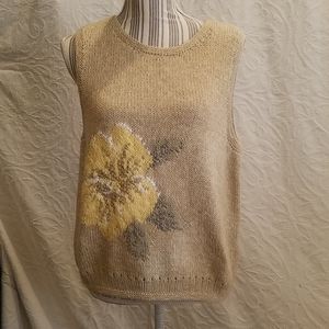 Liz Clairborne Knit sleeveless sweater size PM Tan